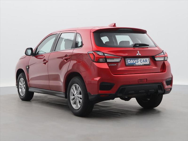 Mitsubishi ASX 2,0 Smart Mivec 110kW CVT CZ - fotka 5 z 32