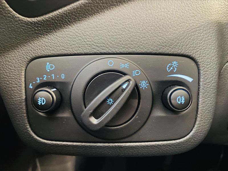 Ford Kuga 1,5 EcoBoost 110kW Titanium - fotka 13 z 25