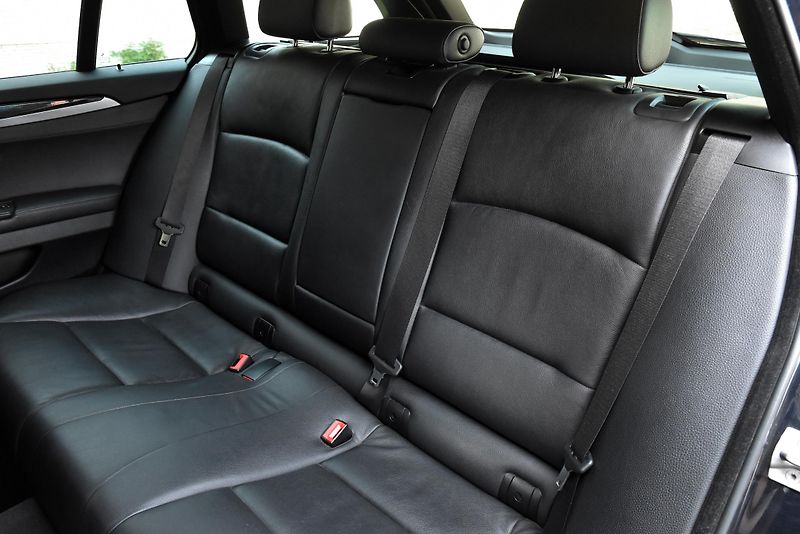 BMW Řada 5 520d M SPORT PAKET, PANORAMA - fotka 38 z 51