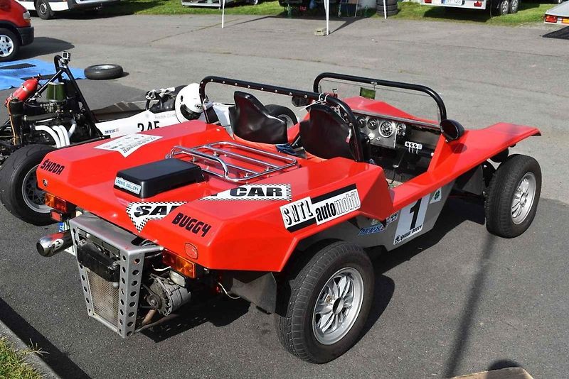 Václav Král udělil hezké tvary také vozu typu buggy