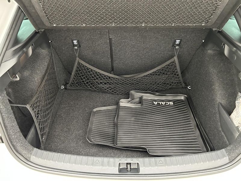 Škoda Scala 1.5 TSI Style - fotka 24 z 27