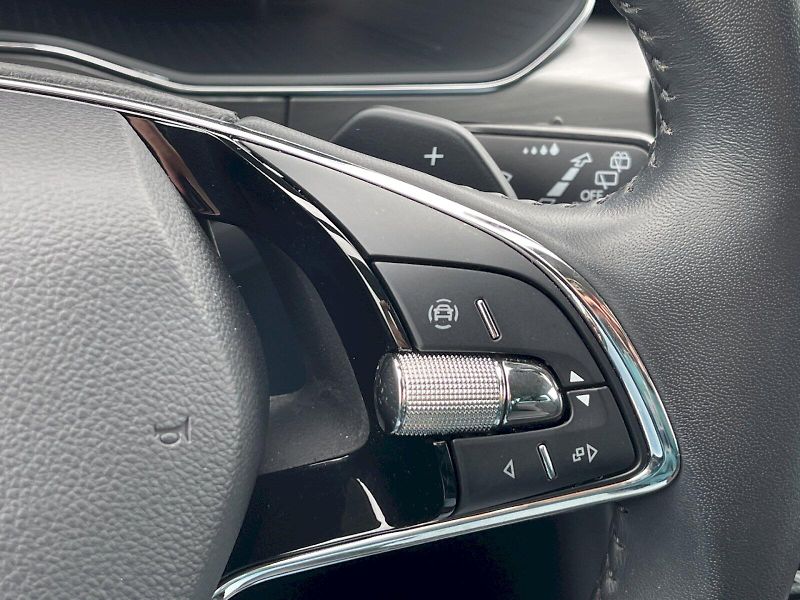 Škoda Superb (2024) 2.0 TDI 110kW DSG Style Plus c - fotka 11 z 35