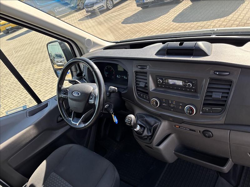 Ford Transit 2,0 mHEV 96kW L3 Kombi Van DPH - fotka 22 z 36