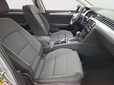Volkswagen Passat (2022) 2.0 TDI - náhled 9