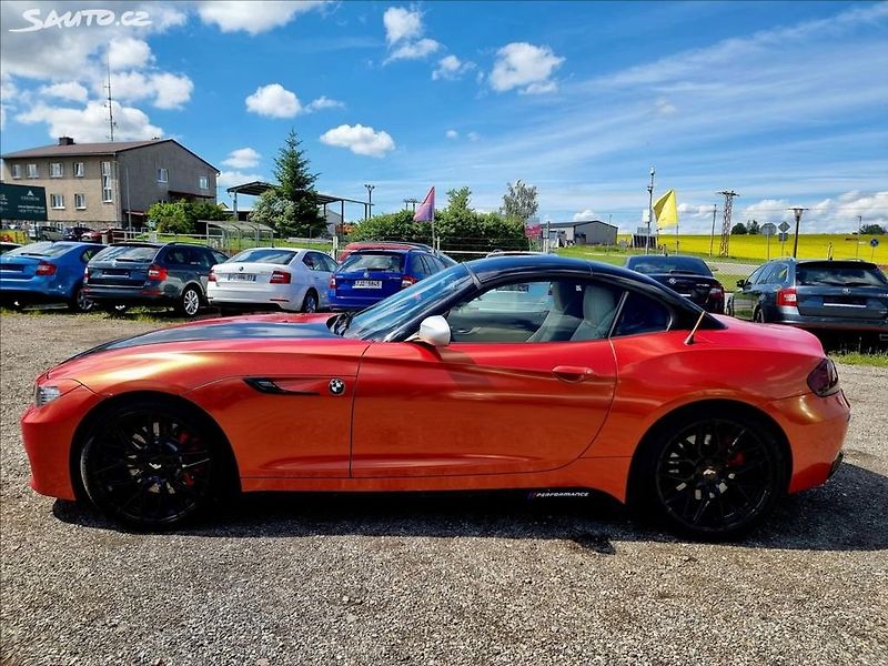 BMW Z4 (2012) 3,5 is,sDrive 250KW,lad - fotka 4 z 20