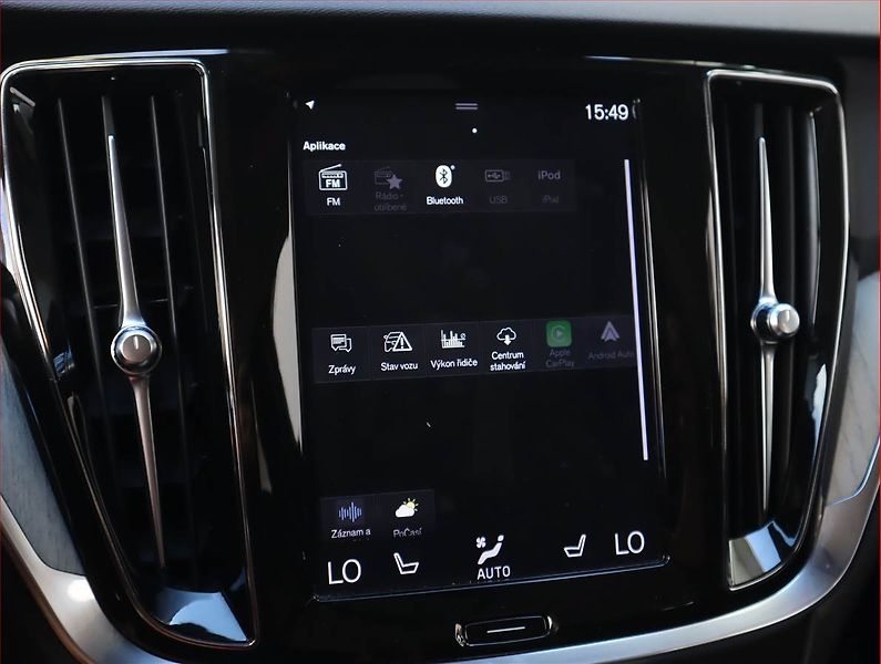 Volvo V60 (2019) T6 AWD - fotka 22 z 22
