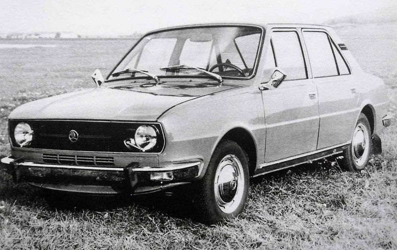 Škoda Super Estelle - verze pro Velkou Británii