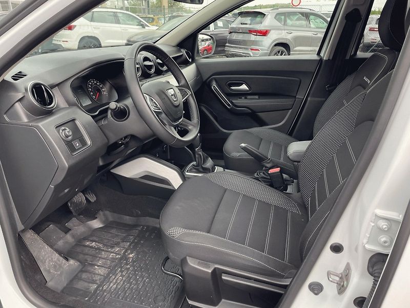 Dacia Duster (2022) 1.3 TCe,Prestige,Automat,1.Maj - fotka 8 z 28