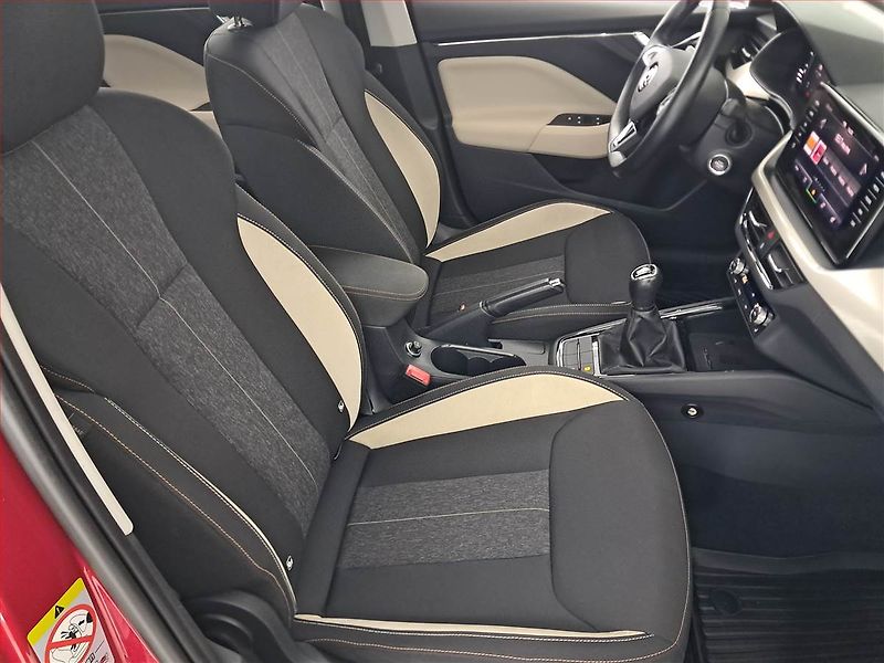 Škoda Kamiq (2020) Style Plus 1.0 TSI - fotka 9 z 21