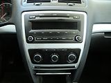Škoda Octavia (2010) 1.6 TDi, Ambiente - náhled 13