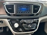 Chrysler Pacifica (2019) 3.6i, 214KW, BLIS - náhled 16