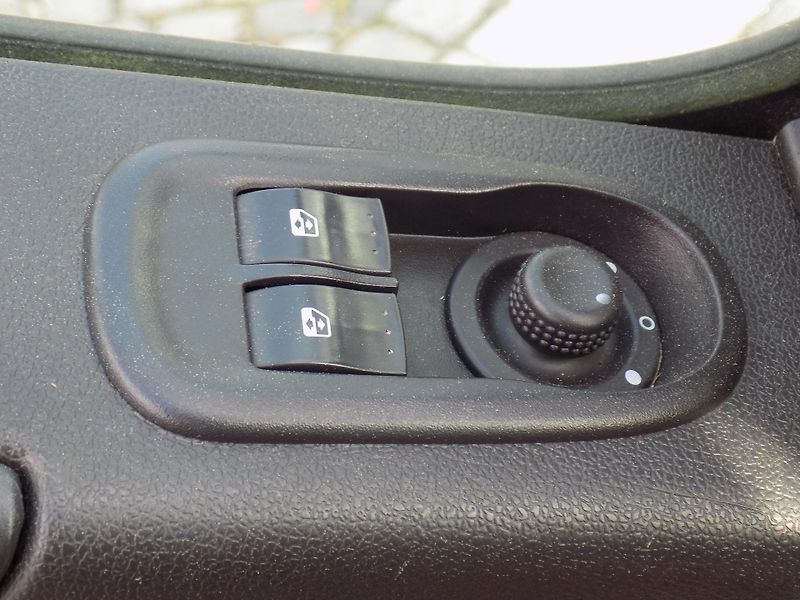 Renault Master 2,3 DCI 107 KW L3H2 AC, TEMP - fotka 27 z 34