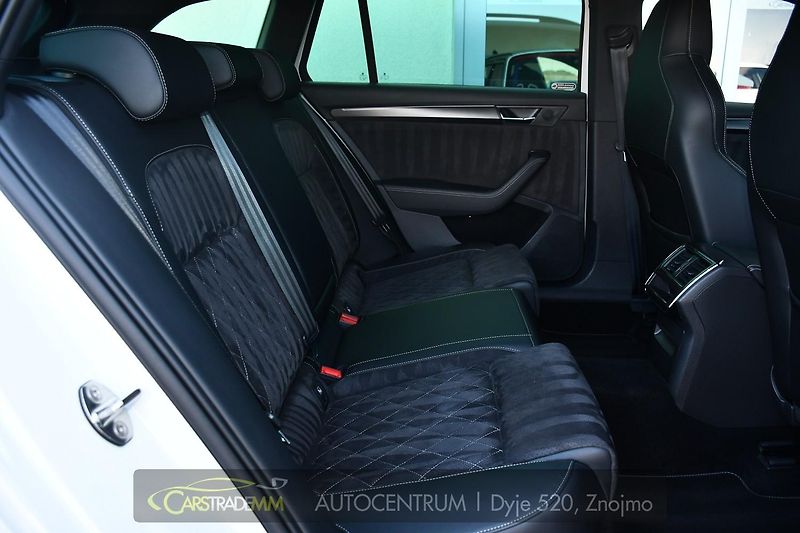 Škoda Superb 2,0TDI SPORTLINE 147KW DSG 4x4 - fotka 18 z 56