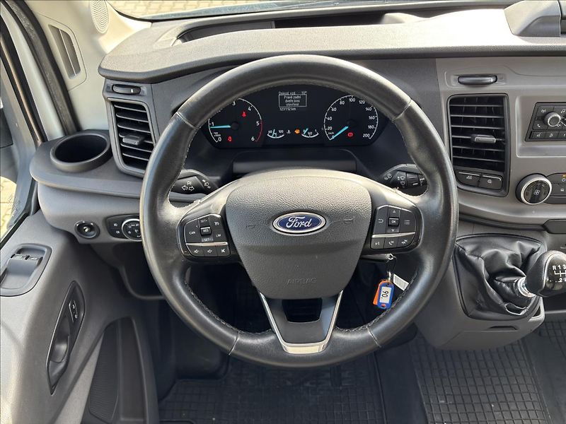 Ford Transit 2,0 EcoBlue 125kW Trend L4 - fotka 21 z 45