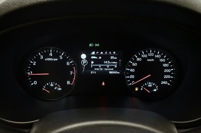 Kia Sportage 1,6 T-GDI 130 kW AWD AT - fotka 16 z 30