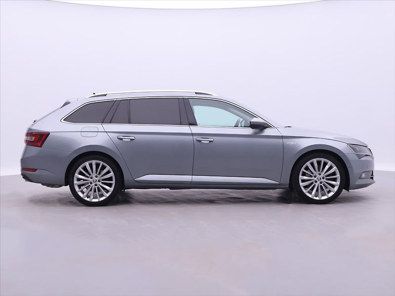 Škoda Superb 2,0 TSi 206kW L&K 4x4 CZ - fotka 8 z 39