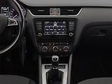 Škoda Octavia (2016) 1.6 TDI, Serv.kniha, Navi - náhled 12