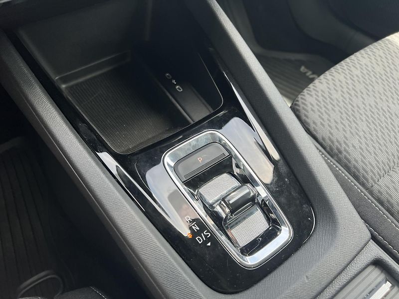 Škoda Octavia (2022) 1,5 TSi110kWSTYLEDSG REZERVACE - fotka 21 z 34
