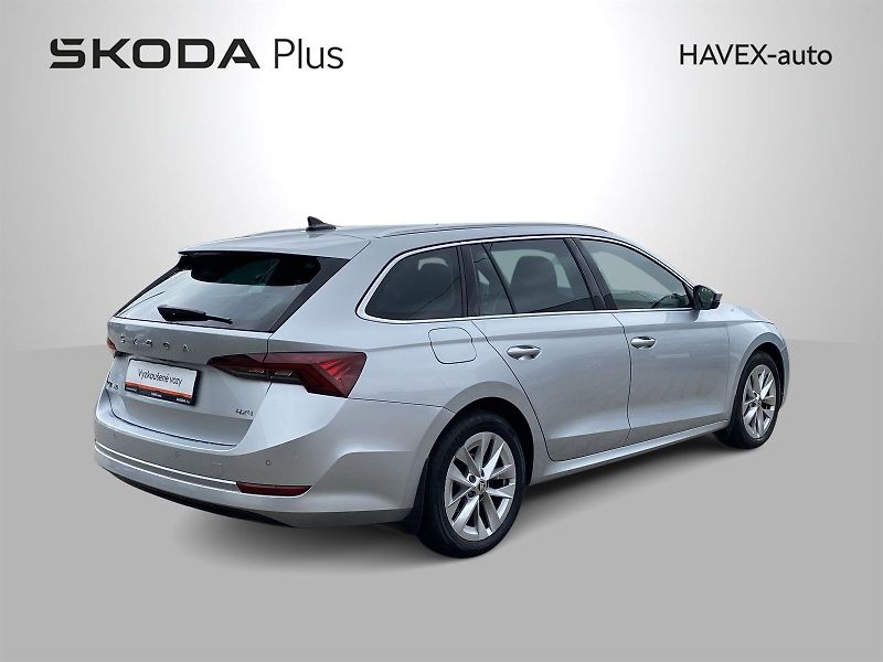 Škoda Octavia (2022) Combi 2.0 TDI 4x4 DSG Style + - fotka 2 z 34