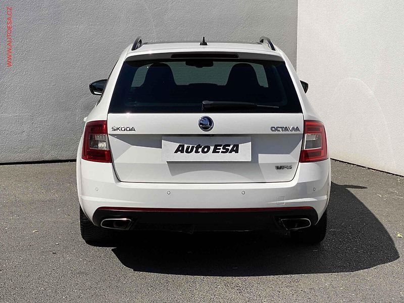 Škoda Octavia (2016) 2.0 TSi, RS Challange, bixen - fotka 5 z 20