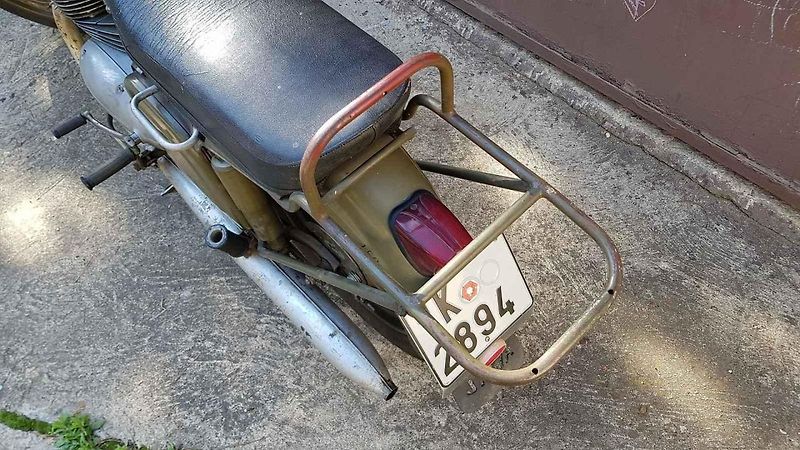 Vojenská Jawa 350
