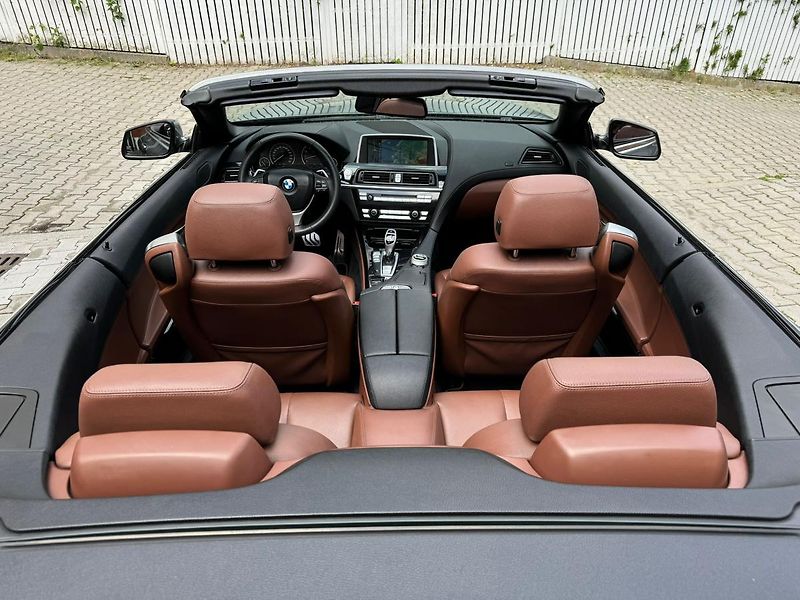 BMW Řada 6 640i-CABRIO-R20-HEZKÝ STAV - fotka 12 z 25