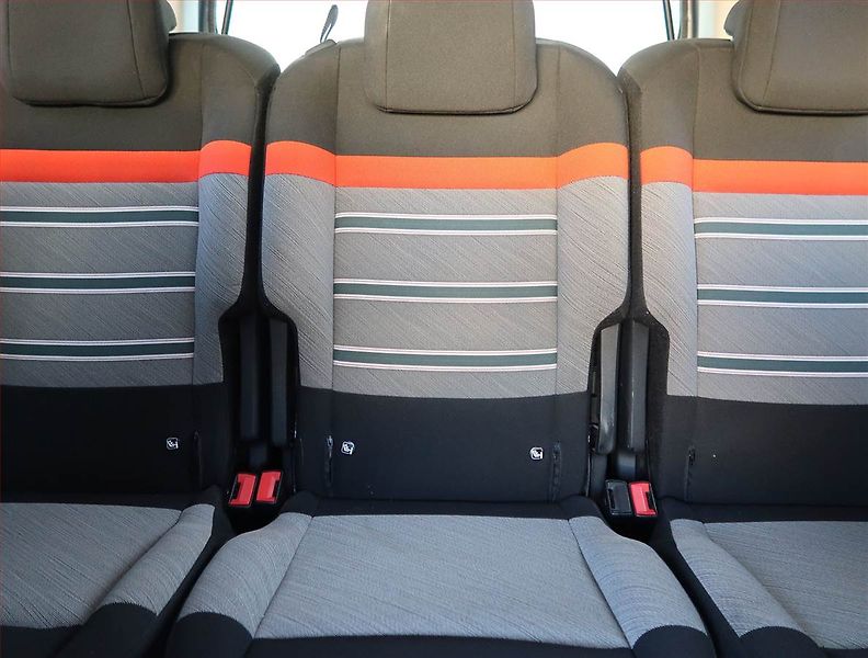 Citroën Berlingo (2020) Feel 1.5 BlueHDi, 5Míst, ČR - fotka 10 z 22