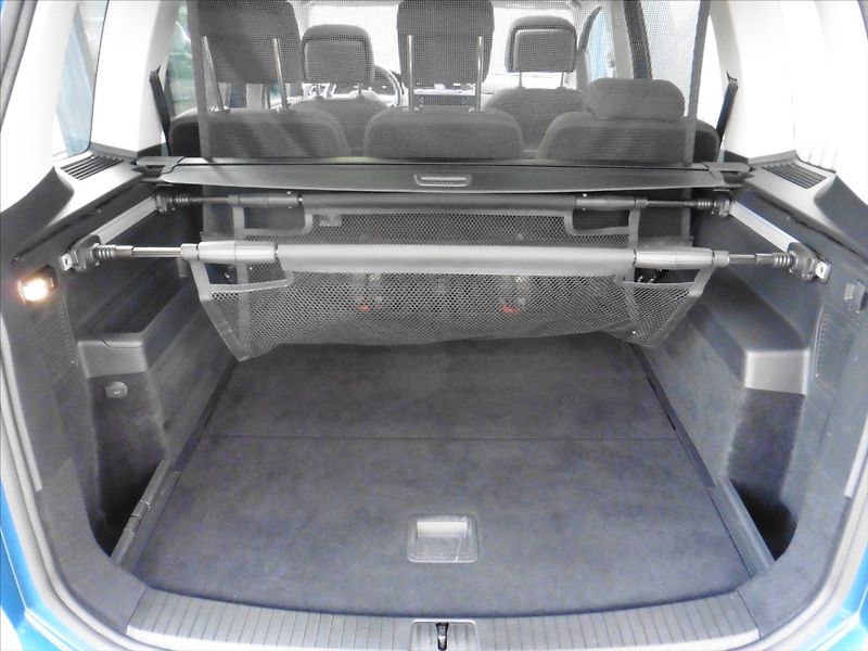 Volkswagen Touran 1,5 TSi Highline Navi - fotka 16 z 18