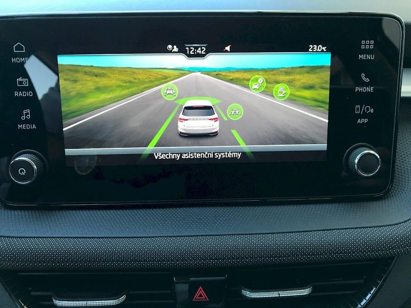 Škoda Fabia (2025) SELECTION 1,0 TSI - fotka 11 z 24