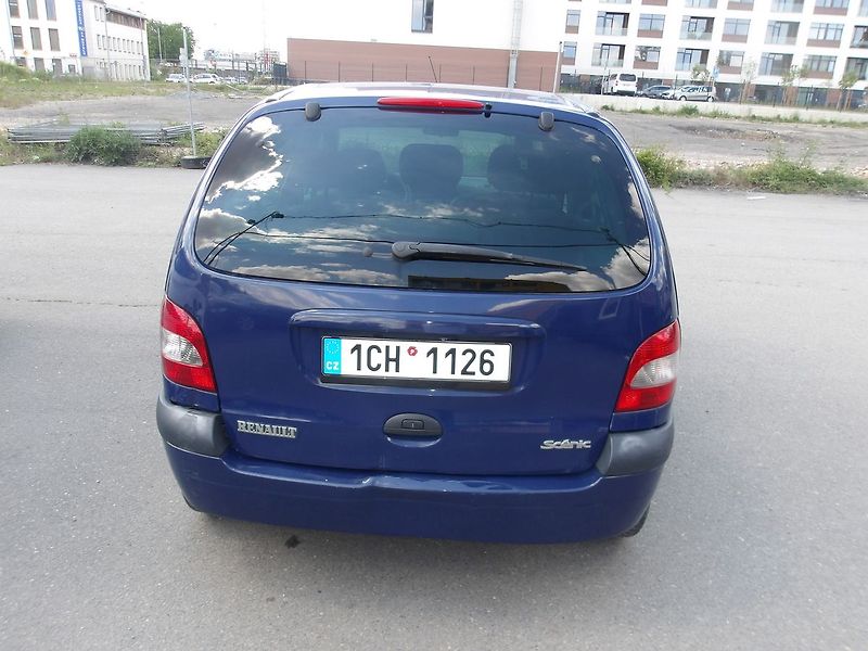Renault Scénic 1,9DCi AUTOMAT !!! Serv.kn! - fotka 7 z 26