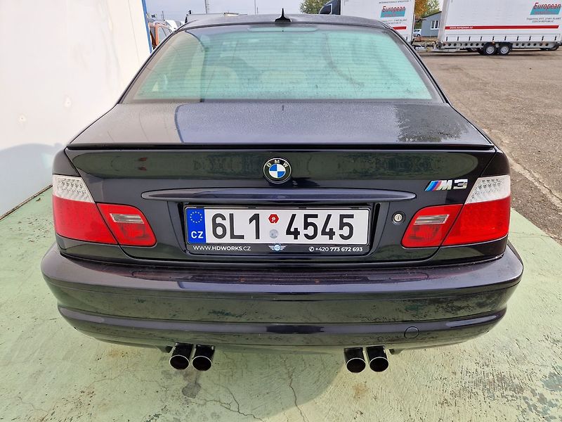BMW M3 - fotka 9 z 39