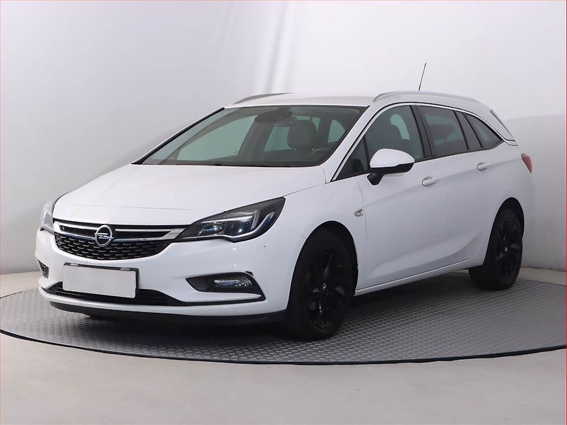 Opel Astra (2017) 1.4 T, Serv.kniha, Tempomat - fotka 2 z 19