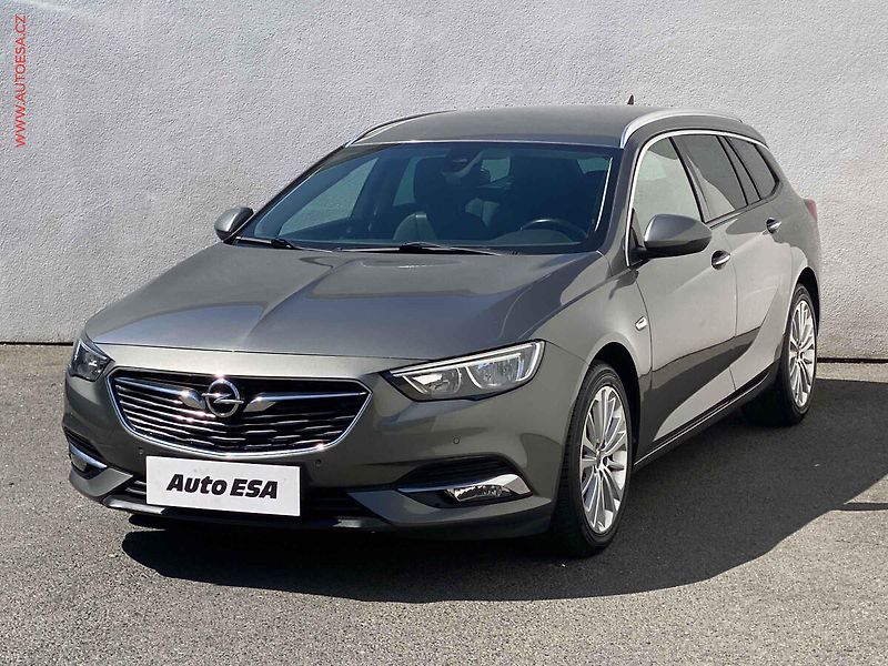 Opel Insignia (2019) 2.0 CDTI, autoAC - fotka 3 z 17