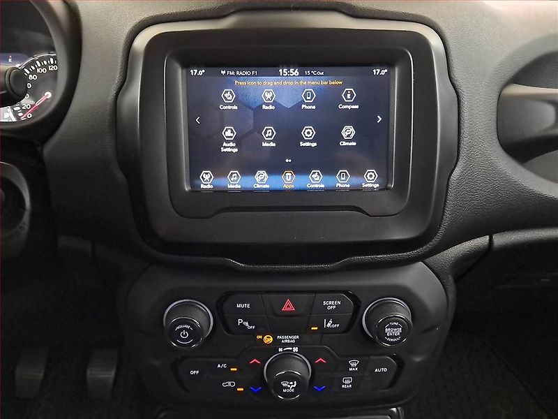 Jeep Renegade (2019) 1.0 T-GDI, Serv.kniha - fotka 12 z 18