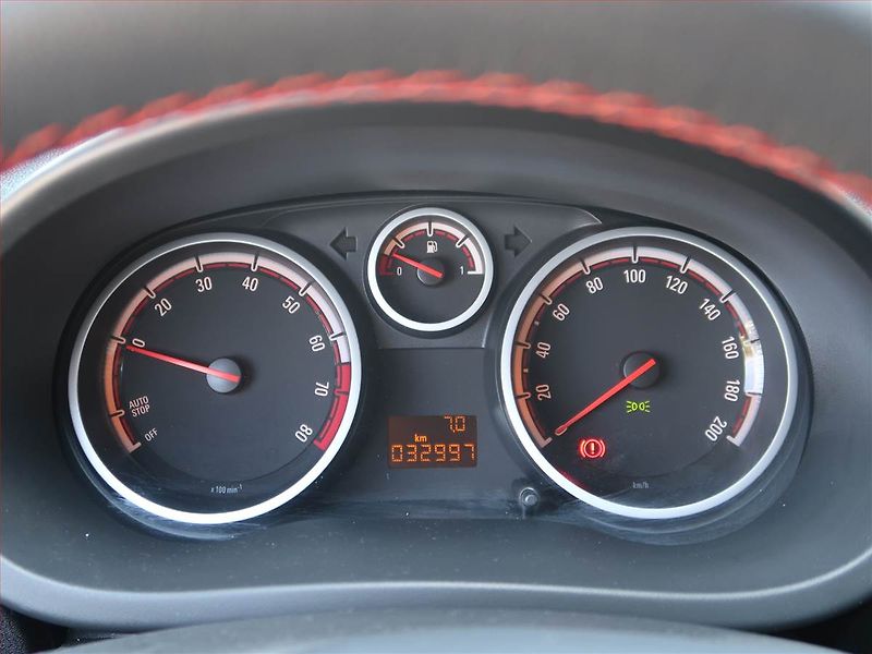 Opel Corsa (2013) 1.4 Turbo, Serv.kniha - fotka 11 z 18