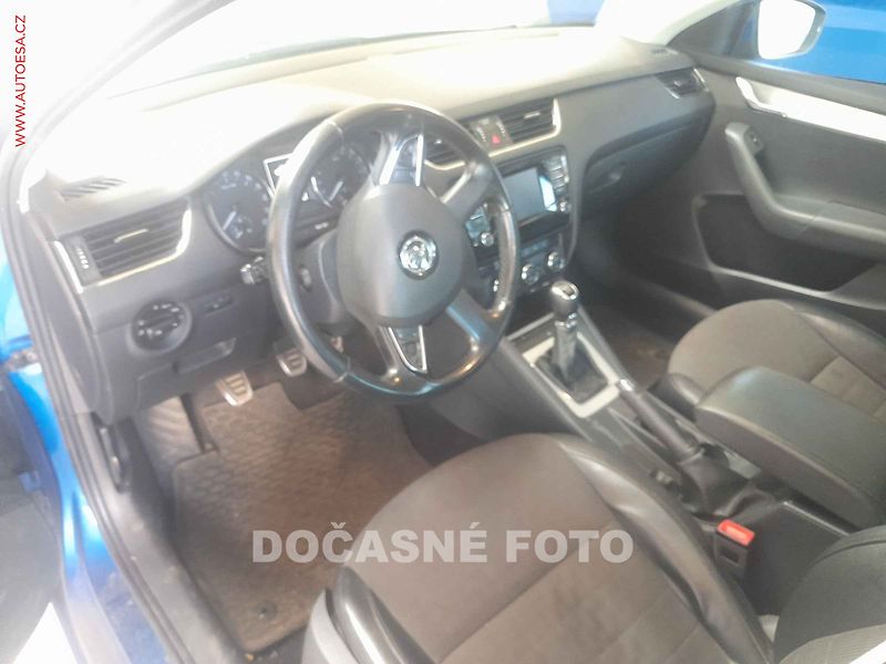 Škoda Octavia (2013) 1.6 TDi - fotka 3 z 3