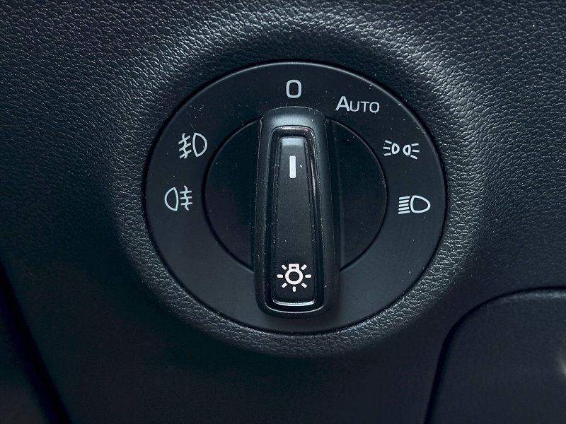 Škoda Karoq (2025) 1.5 TSI / 110kW / SELECTION - fotka 15 z 34