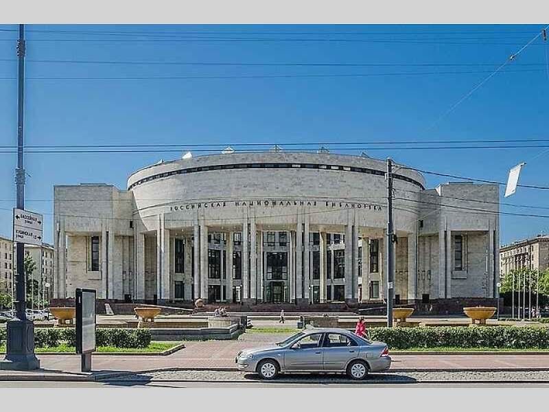 K bulváru patří i budova věže City Duma Tower
