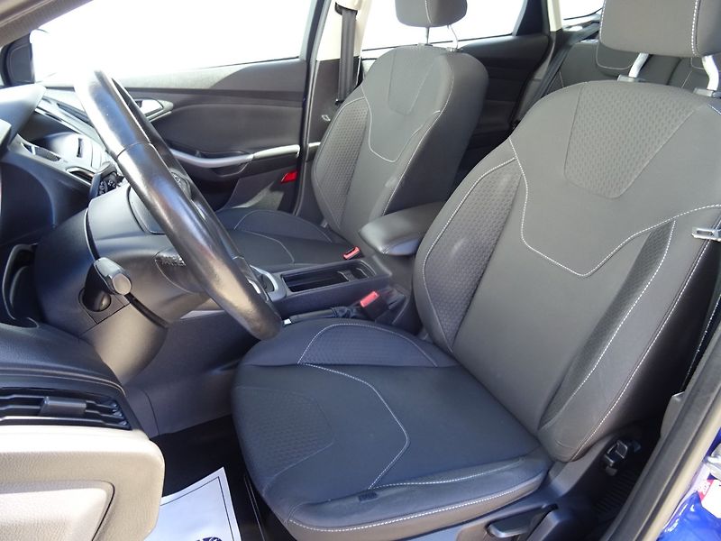 Ford Focus (2015) 1.0i,92kW,71tkm,klima,ALU - fotka 8 z 22