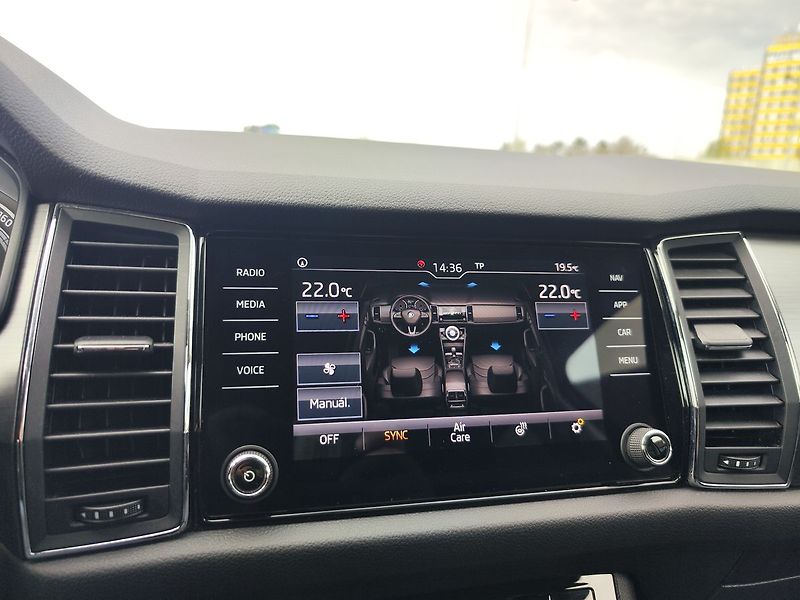 Škoda Kodiaq 2.0 TDi/110kW Ambition Plus DS - fotka 21 z 33