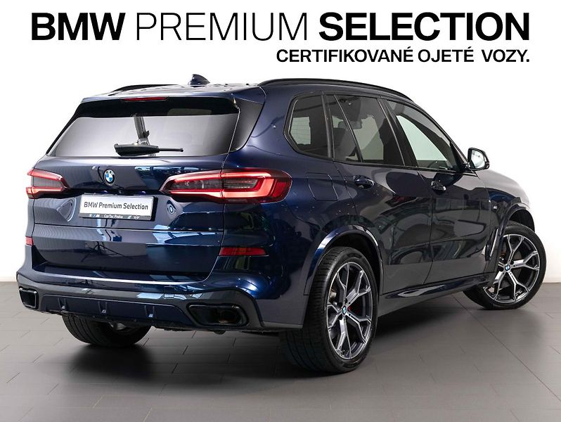 BMW X5 xDrive40d - fotka 4 z 23