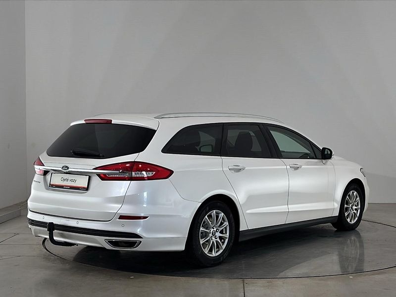 Ford Mondeo AT - fotka 2 z 28