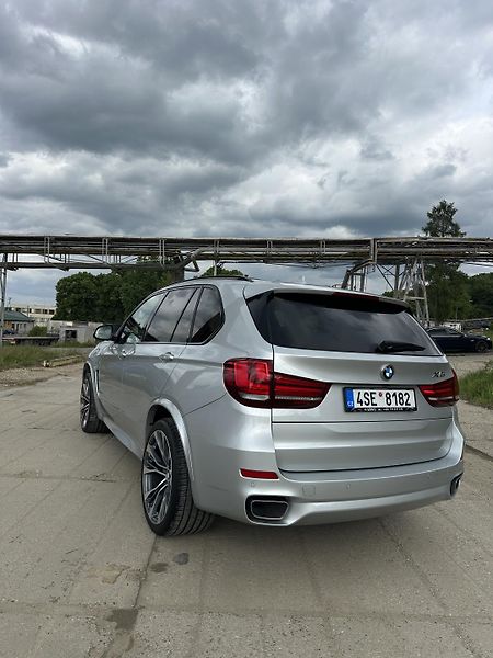 BMW X5 (2018) - fotka 3 z 13