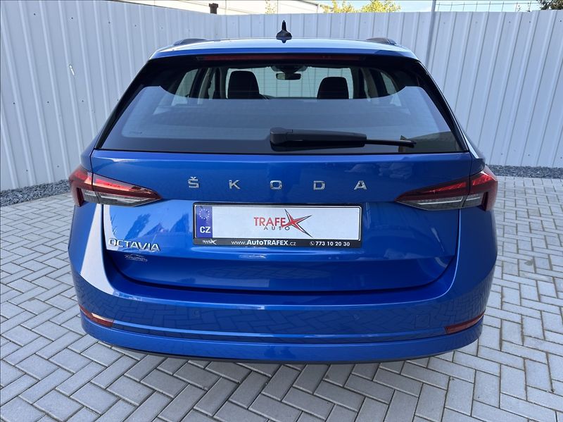 Škoda Octavia 2,0 TDI DPH 1.maj. původ ČR - fotka 11 z 50