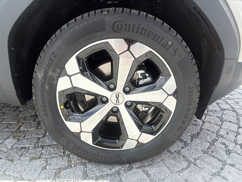 Dacia Duster (2026) Journey hybrid-G 150 4x4 - fotka 20 z 22