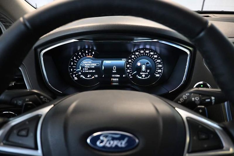Ford Mondeo (2022) 2.0 LED SONY Tažné Kamera 8AT - fotka 36 z 37