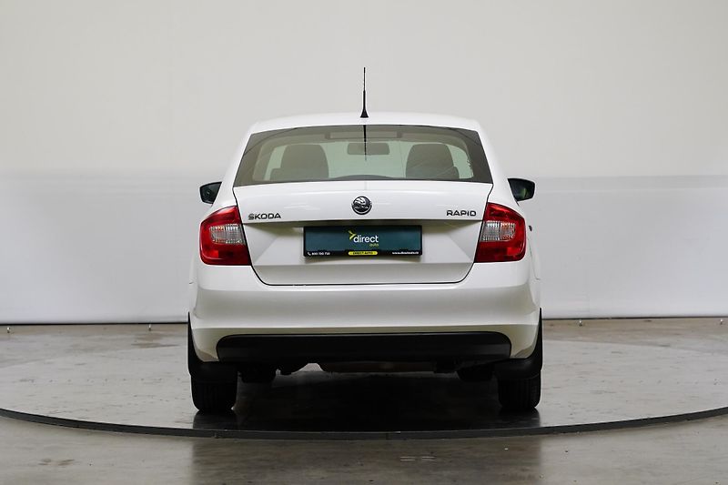 Škoda Rapid - fotka 6 z 21
