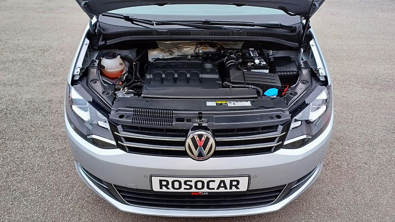 Volkswagen Sharan 2.0 TDI 135kW 4Motion HIGHLINE - fotka 49 z 50