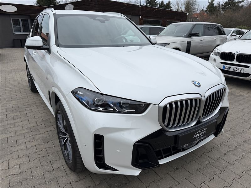 BMW X5 30d Msport Xdrive - fotka 3 z 36