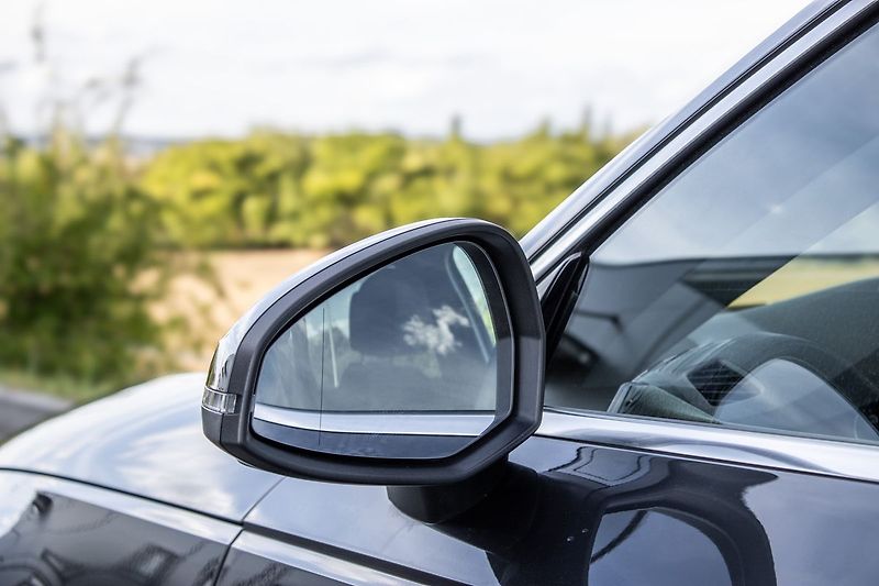 Audi A4 - fotka 8 z 26